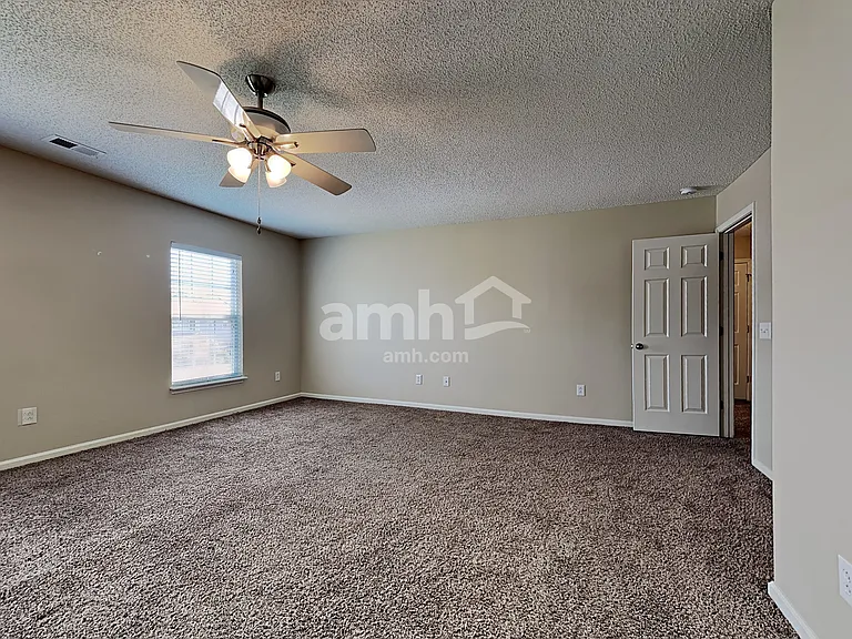 105 Walton Pl — Photo 11