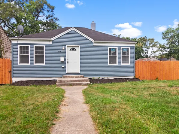 724 Martin Luther King Dr, Gary, IN 46402