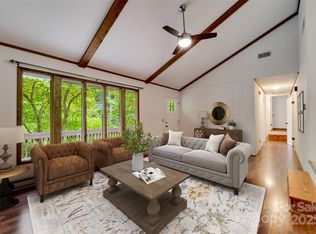 219 Camelot Crst, Sylva, NC 28779