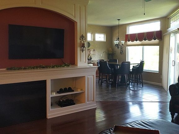 Living room into kitchen nook