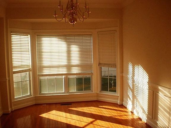 Mani Level Formal Dining Room