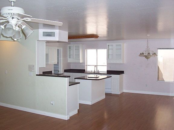 3rd image of 7448 E Navarro Ave