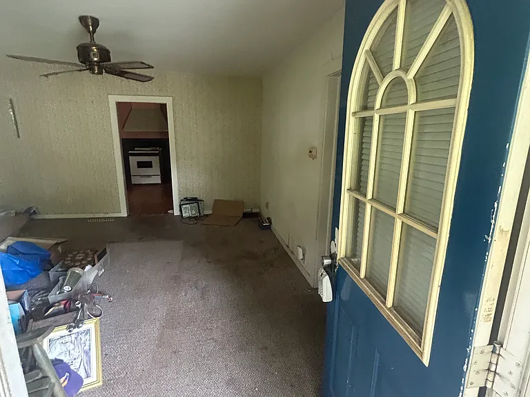 905 W Monroe St — Photo 9