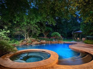 110 N Taylor Point Dr, Spring, TX 77382