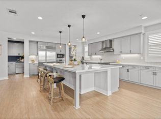 39210 Stallion Dr, Palmdale, CA 93551