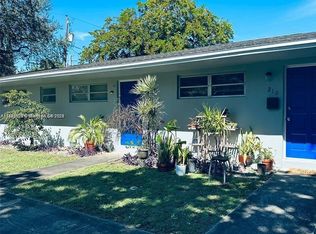 209 SW 1st Ct #211, Dania, FL 33004