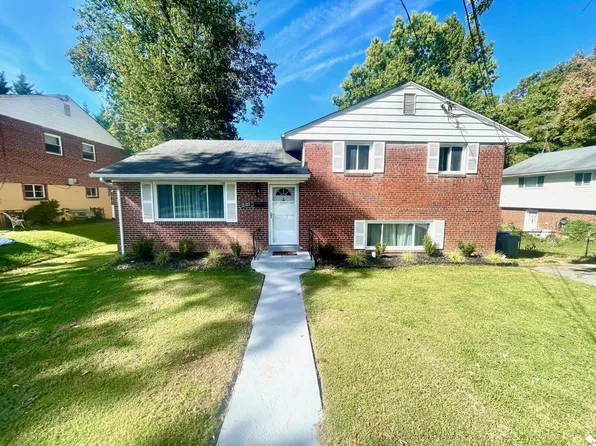 12122 Otis Dr, Rockville, MD 20852