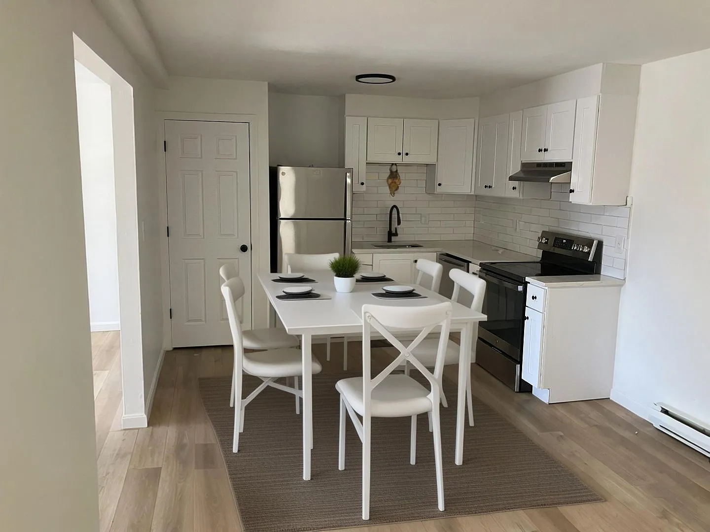 31 Vine Street — Photo 4