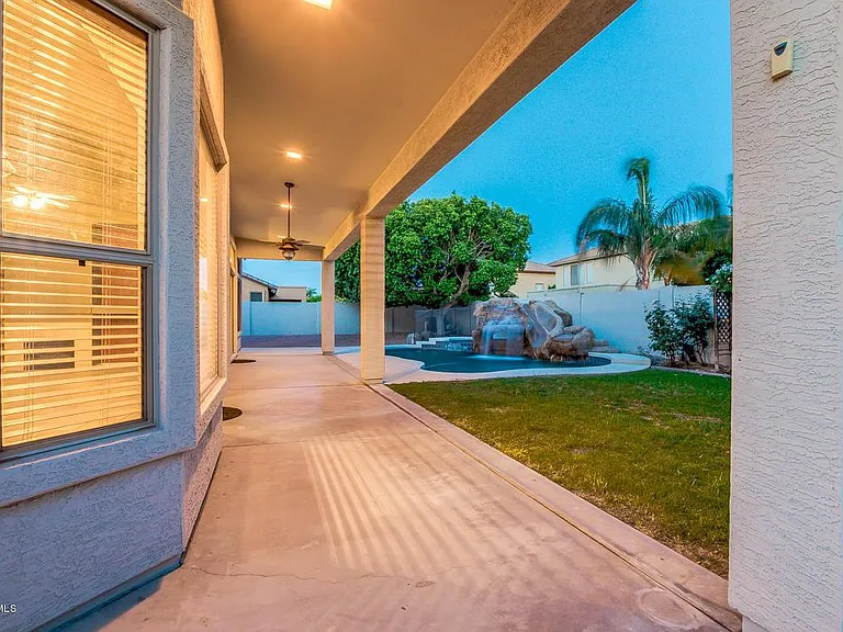 7057 W Greenbriar Dr — Photo 30