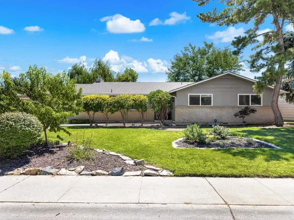 8825 W Goddard Rd, Boise, ID 83704