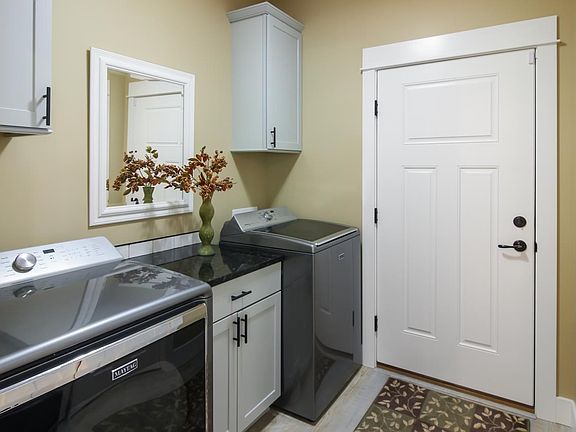 3rd image of 4170 Aquila Ct