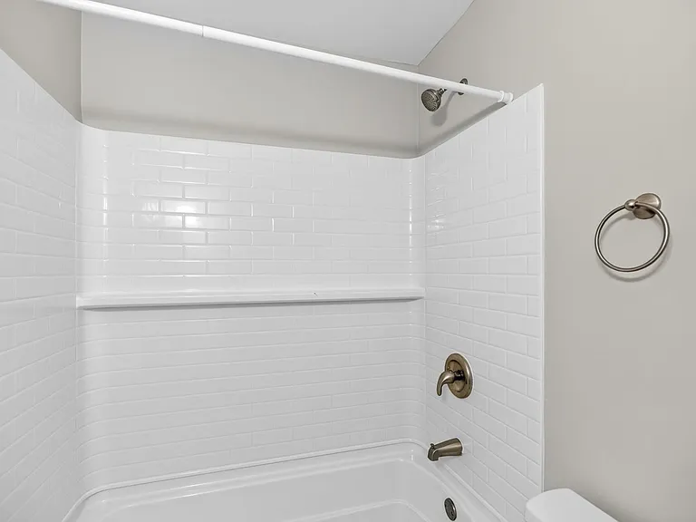 6279 Lucille Dr #C — Photo 10