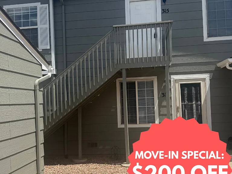 315 Ellers Grv — Photo 1