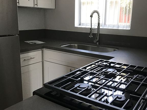 4th image of 1011 E Palmer Ave APT 28