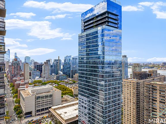 3rd image of 145 W 67th St APT 24B