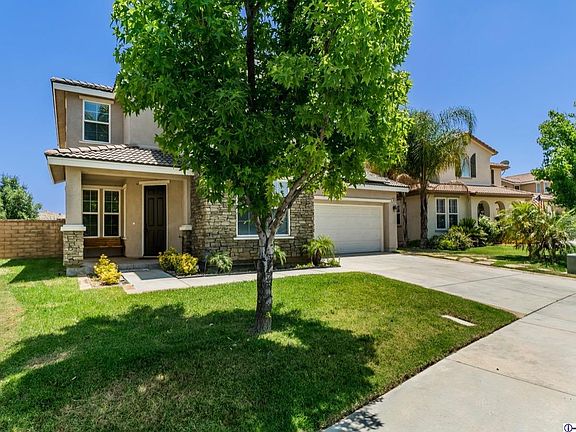 2nd image of 29220 Avenida Avila