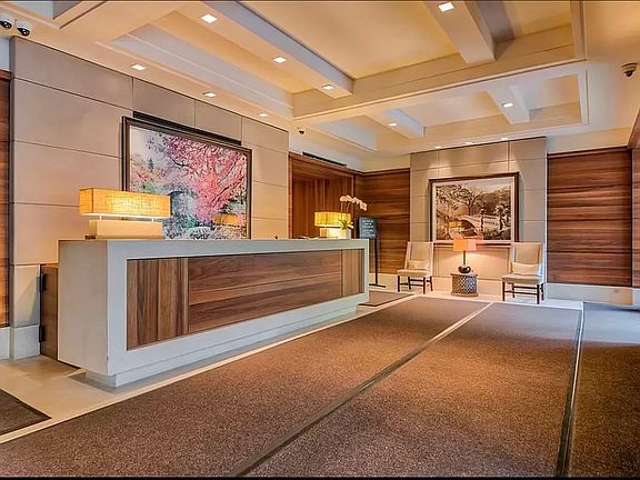 5th image of 155 W 68th St APT 816