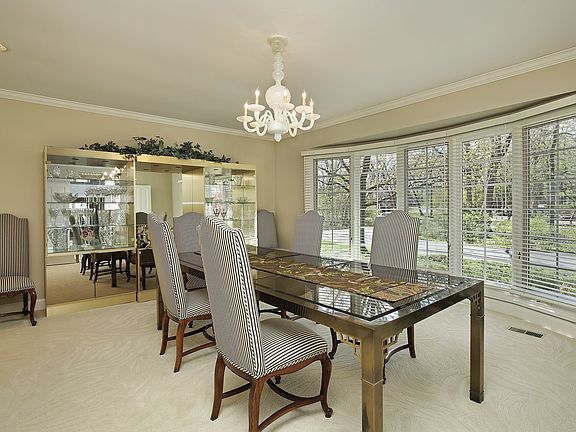 DiningRoom
