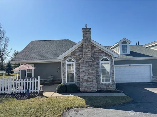 33 Abbey Dr, Springboro, OH 45066