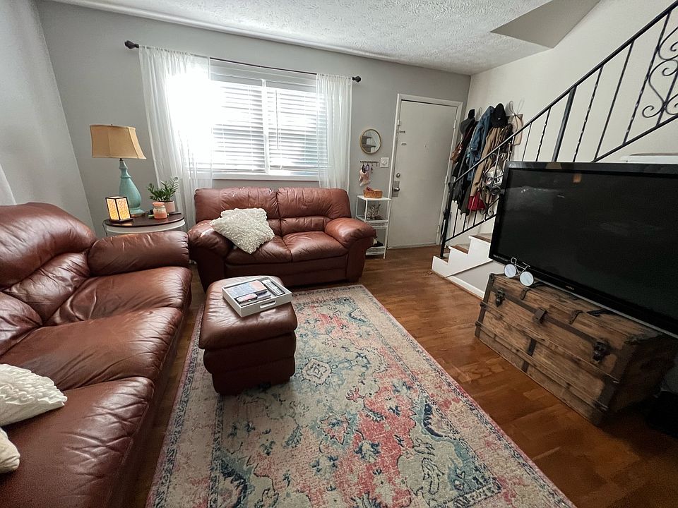 Hardwood Floors!