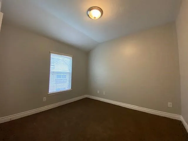3415 Clearview Cir — Photo 15