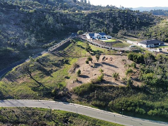 2nd image of 3950 Silver Fox Court