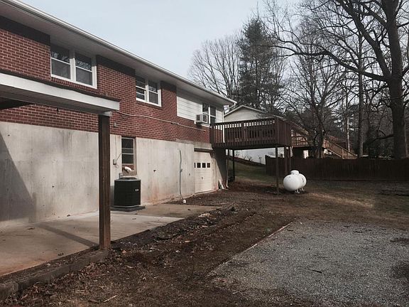 4th image of 20 Norris St