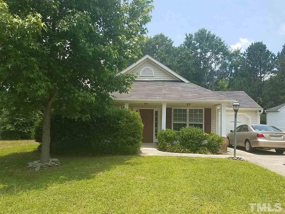 1st image of 115 Briarhaven Dr
