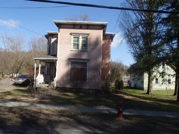 73 E Main St, Earlville, NY 13332