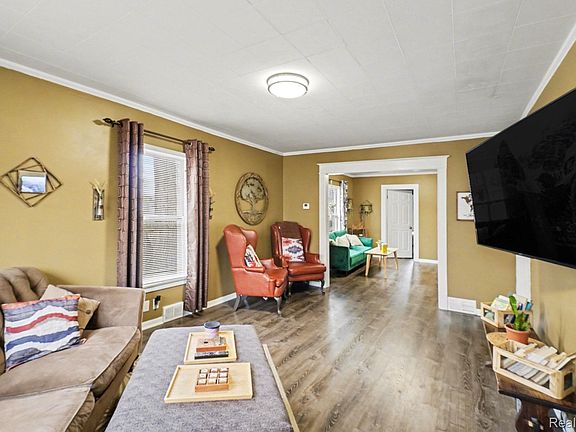 3rd image of 507 N Walnut St