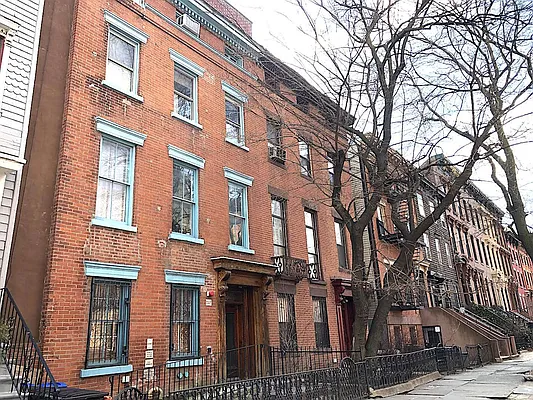 Rented by Compass | media 16