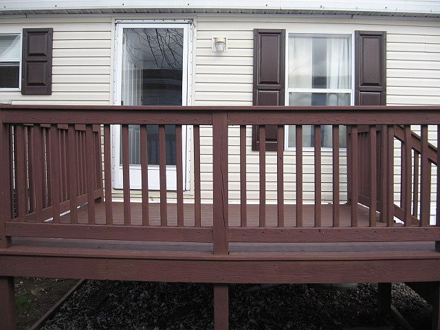 Front porch entrance