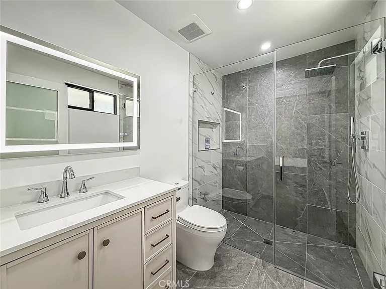 22921 Dolorosa St — Photo 31