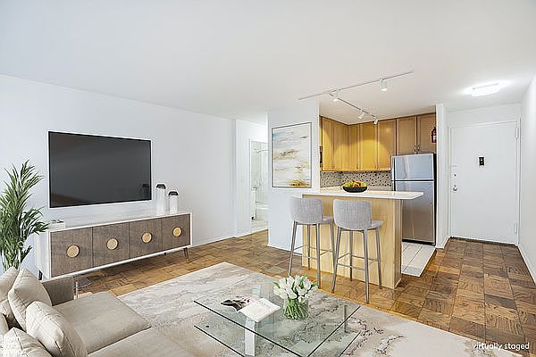 1st image of 333 E 45th St APT 14A