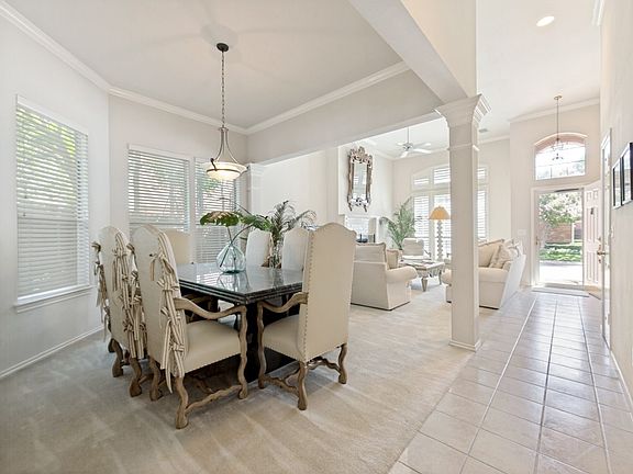 4th image of 18407 Tettenhall Dr