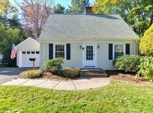 35 Pocahontas St, Walpole, MA 02081