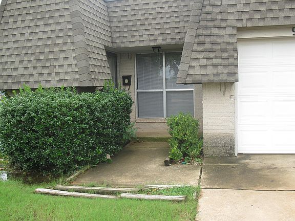 2nd image of 9918 Keisa Cir