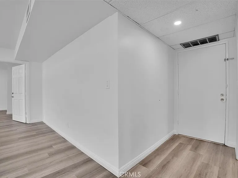 5412 Lindley Ave #110 — Photo 9