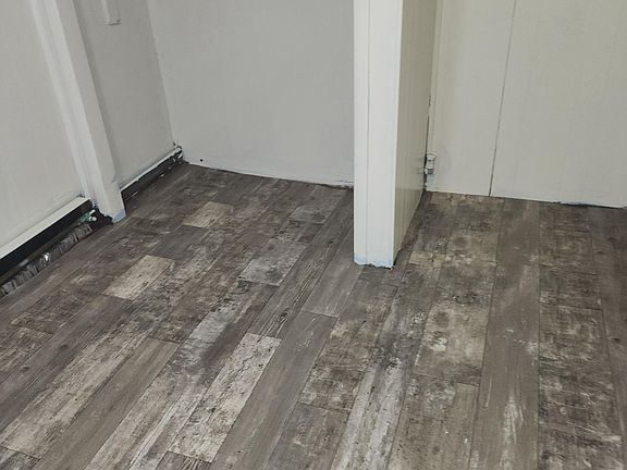 2nd image of 743 E 227th St Floor Basement