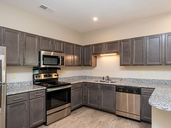 1910 E 1st St #2e9f2c46a