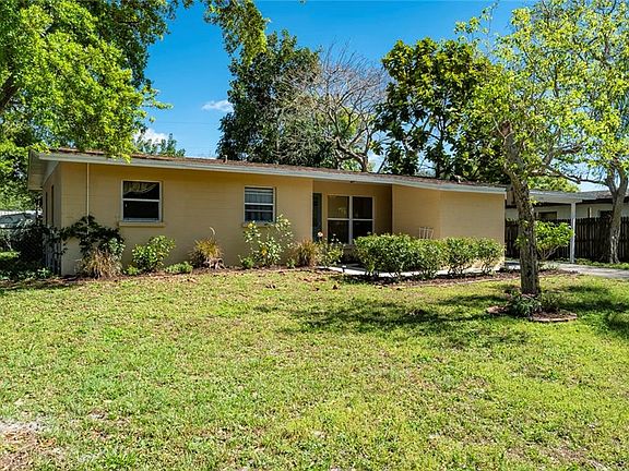 4th image of 3747 Lei Dr