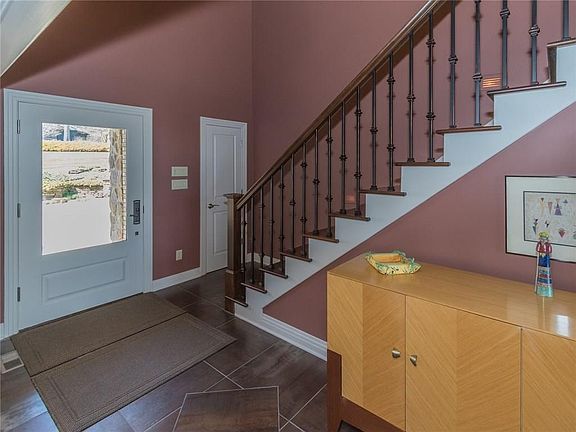 3rd image of 5139 Green Braes East Dr
