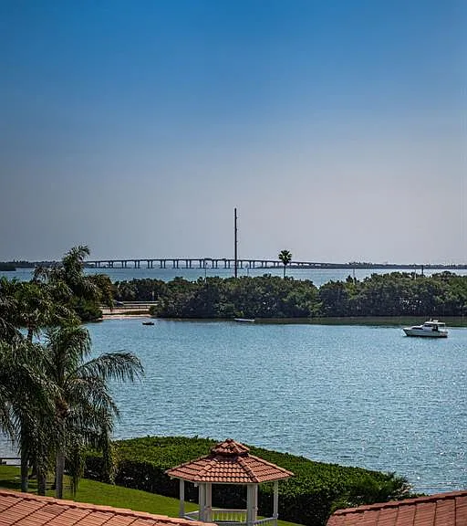 6295 Bahia Del Mar Cir #405 — Photo 23
