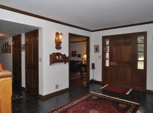 1469 E Bay Point Rd, Bayside, WI 53217