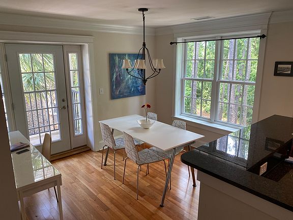 4th image of 716 S Shelmore Blvd #200