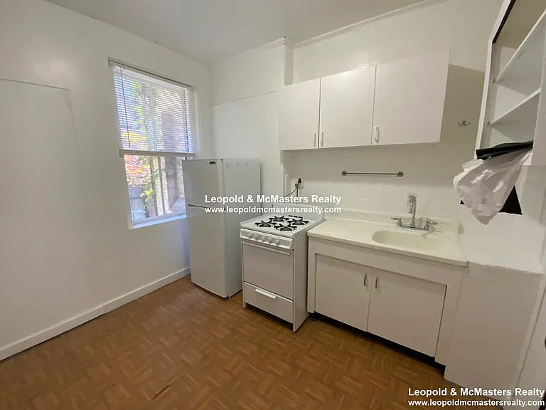 24 Mt. Vernon St apartment — Photo 91