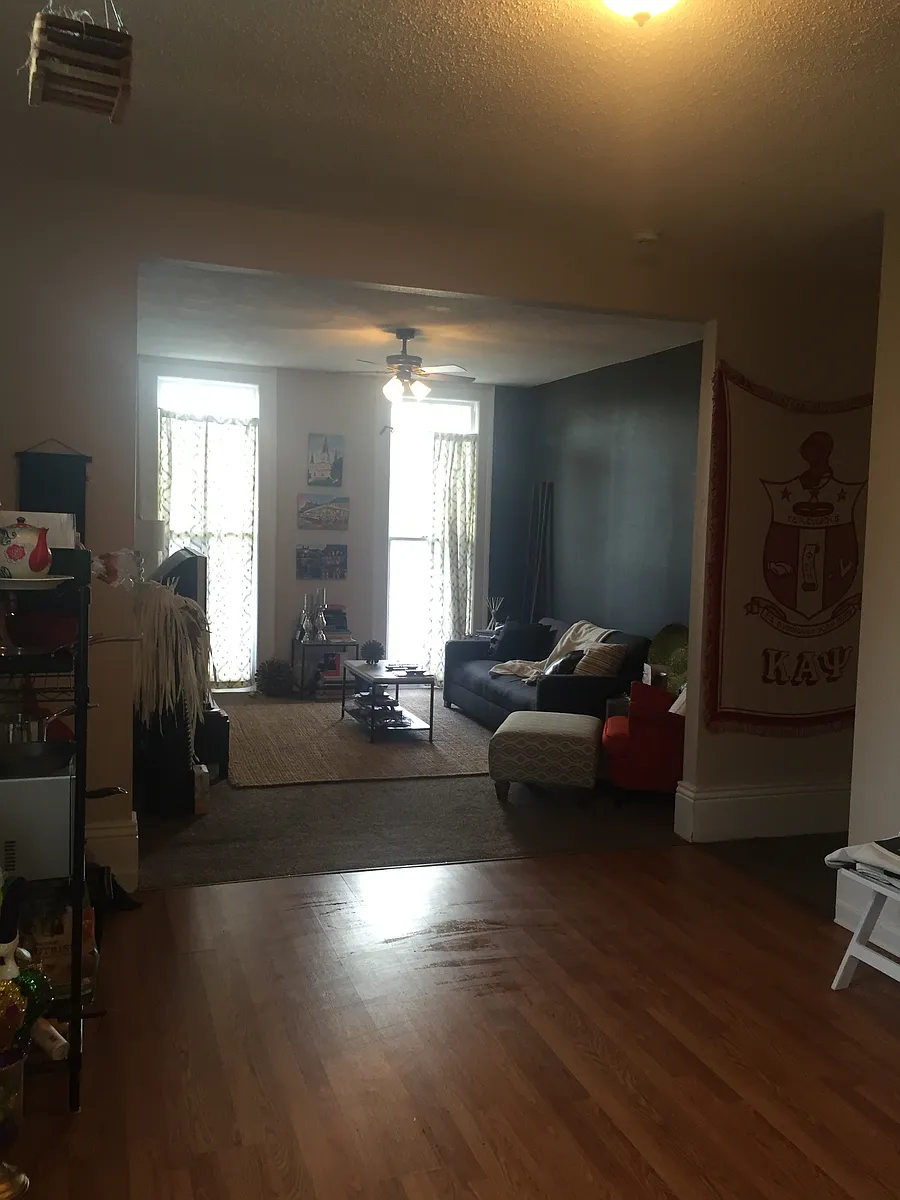 Building Photo - 4200 Iberville St #2