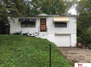 7507 Chandler Hills Dr, Bellevue, NE 68147