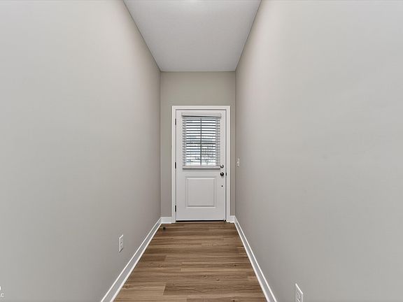 2nd image of 9847 Kenwood St