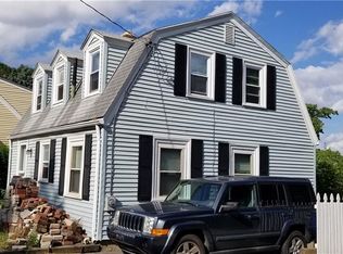 566 Phenix Ave, Cranston, RI 02921